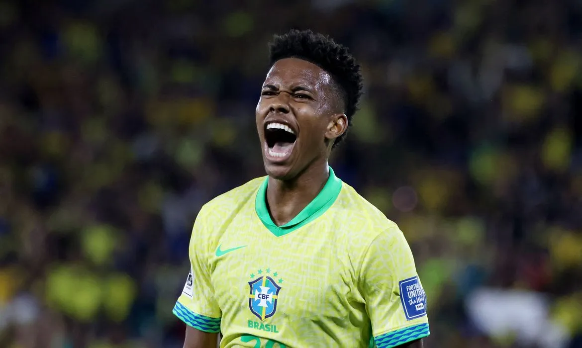 Brasil joga bem no Maracanã e derrota Chile pelas Eliminatórias