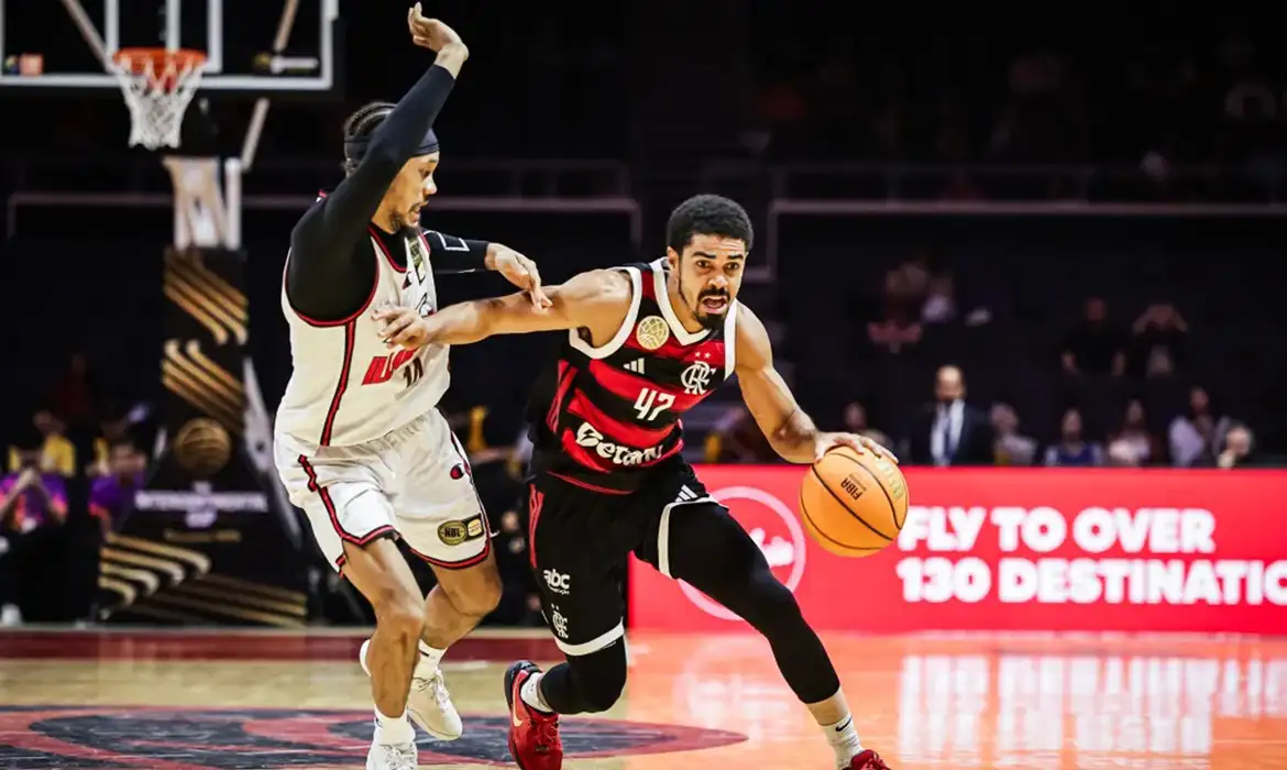 Flamengo vence e ainda sonha com vaga na final do Mundial de basquete