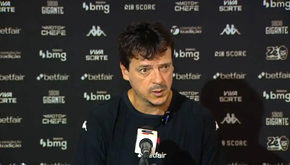 Vasco luta contra o rebaixamento, admite técnico Fernando Diniz