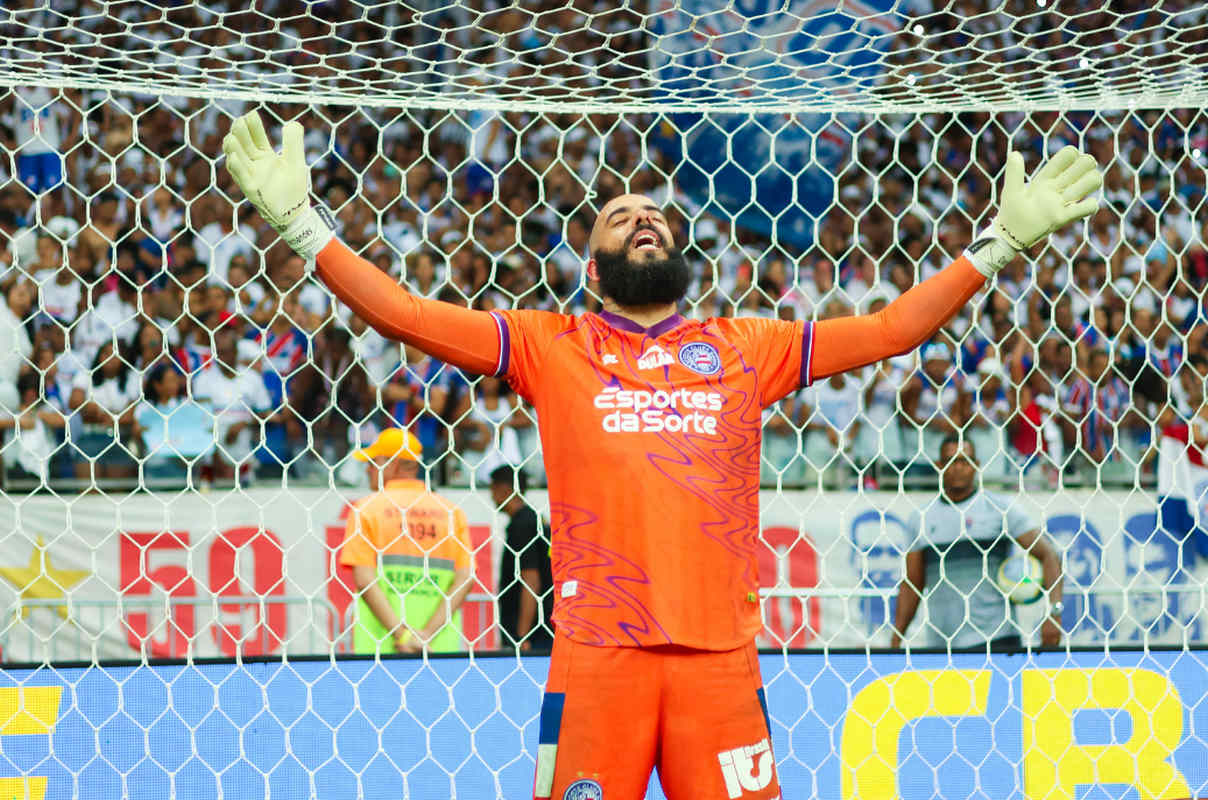 Danilo Fernandes anuncia aposentadoria e se despede na Fonte Nova