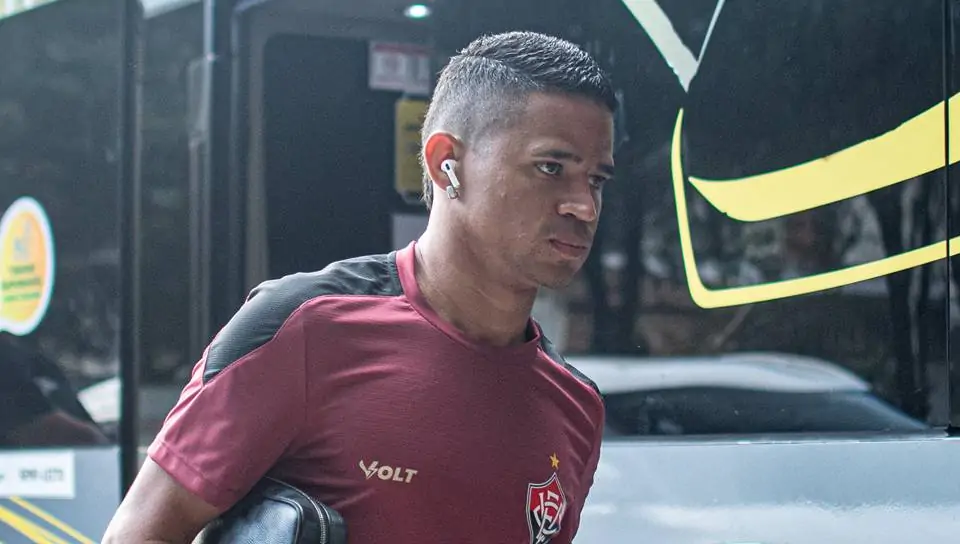 Fábio Mota detalha situação de Erick e nega recusa do São Paulo