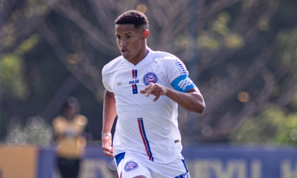 Venda de Tiago pelo Bahia quebra recorde e redefine ranking