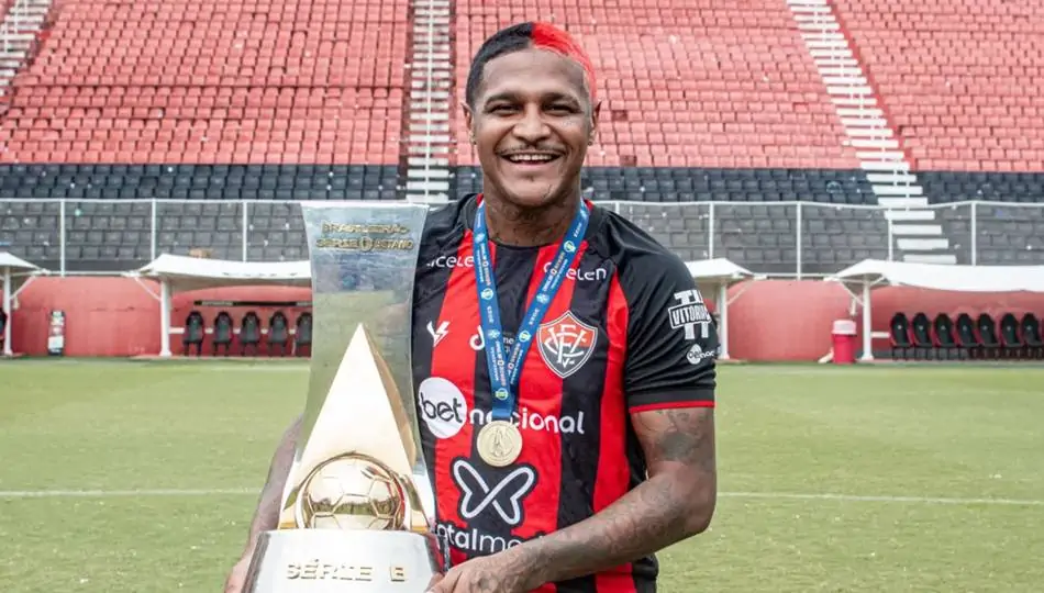 Náutico faz proposta por Rodrigo Andrade, campeão da Série B