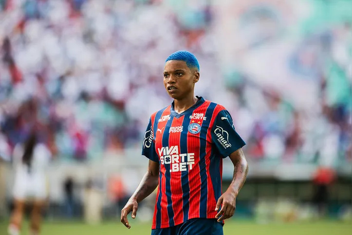 Atacante Rhaizza reforça Corinthians a partir de 2026