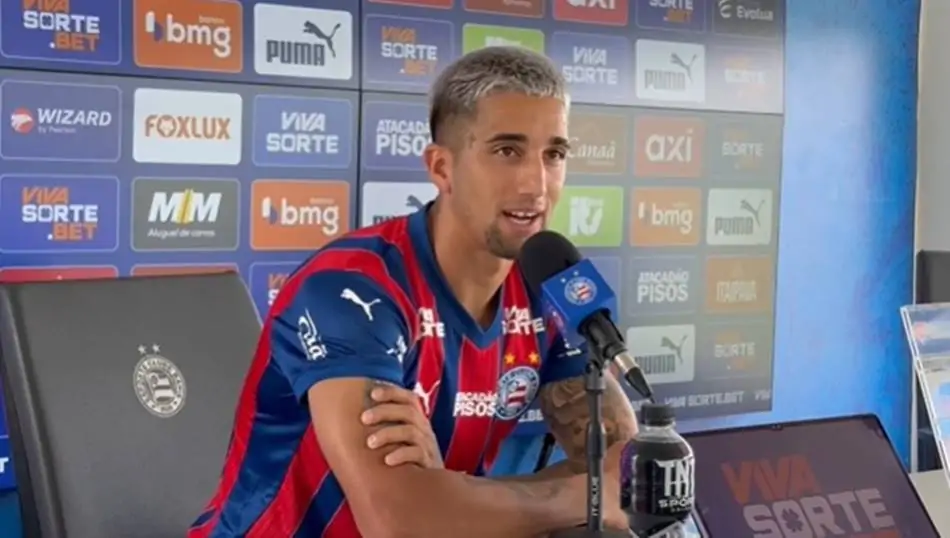 Kike Olivera Bahia mira Copa do Mundo após empréstimo