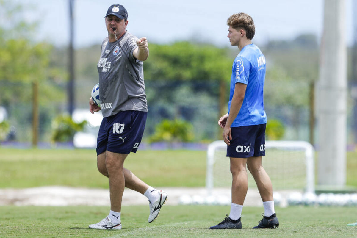 Rogério Ceni destaca cautela com jovens do Bahia para Série A