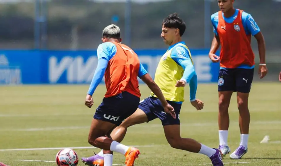 Treino do Bahia tem atividade especial de Kike Olivera e Sanabria