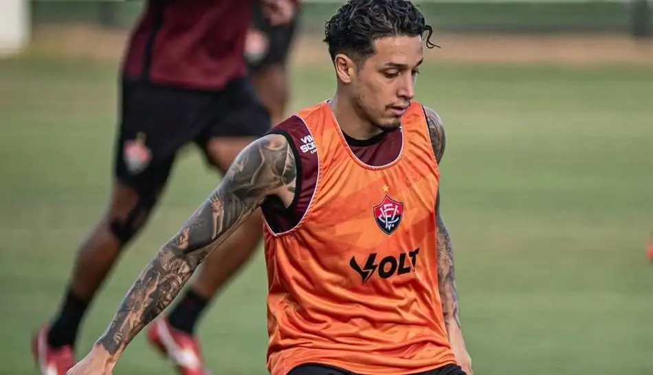 Vitória promove mudanças para enfrentar o Porto no Baianão