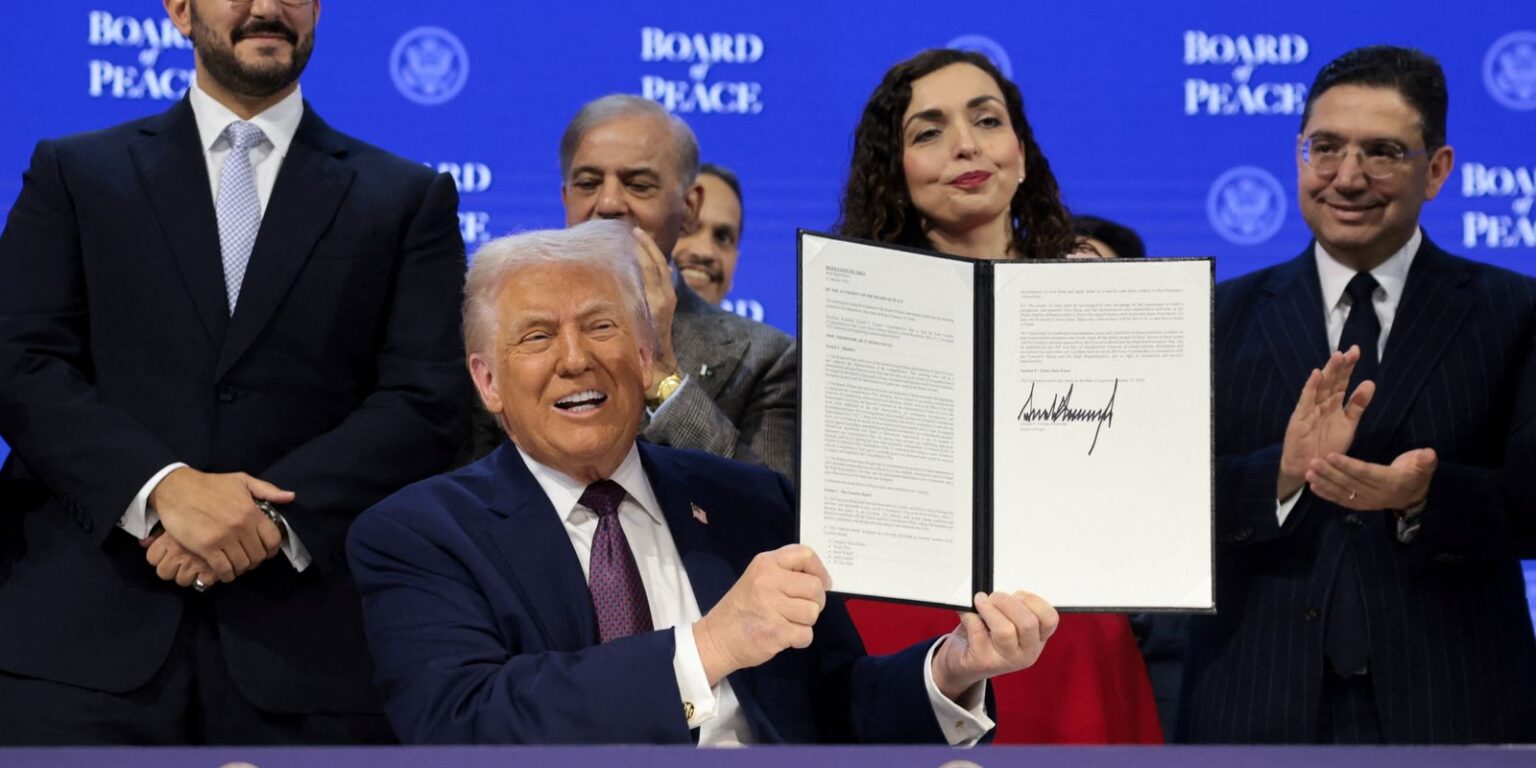 Conselho de Paz de Trump reúne 22 países em Davos