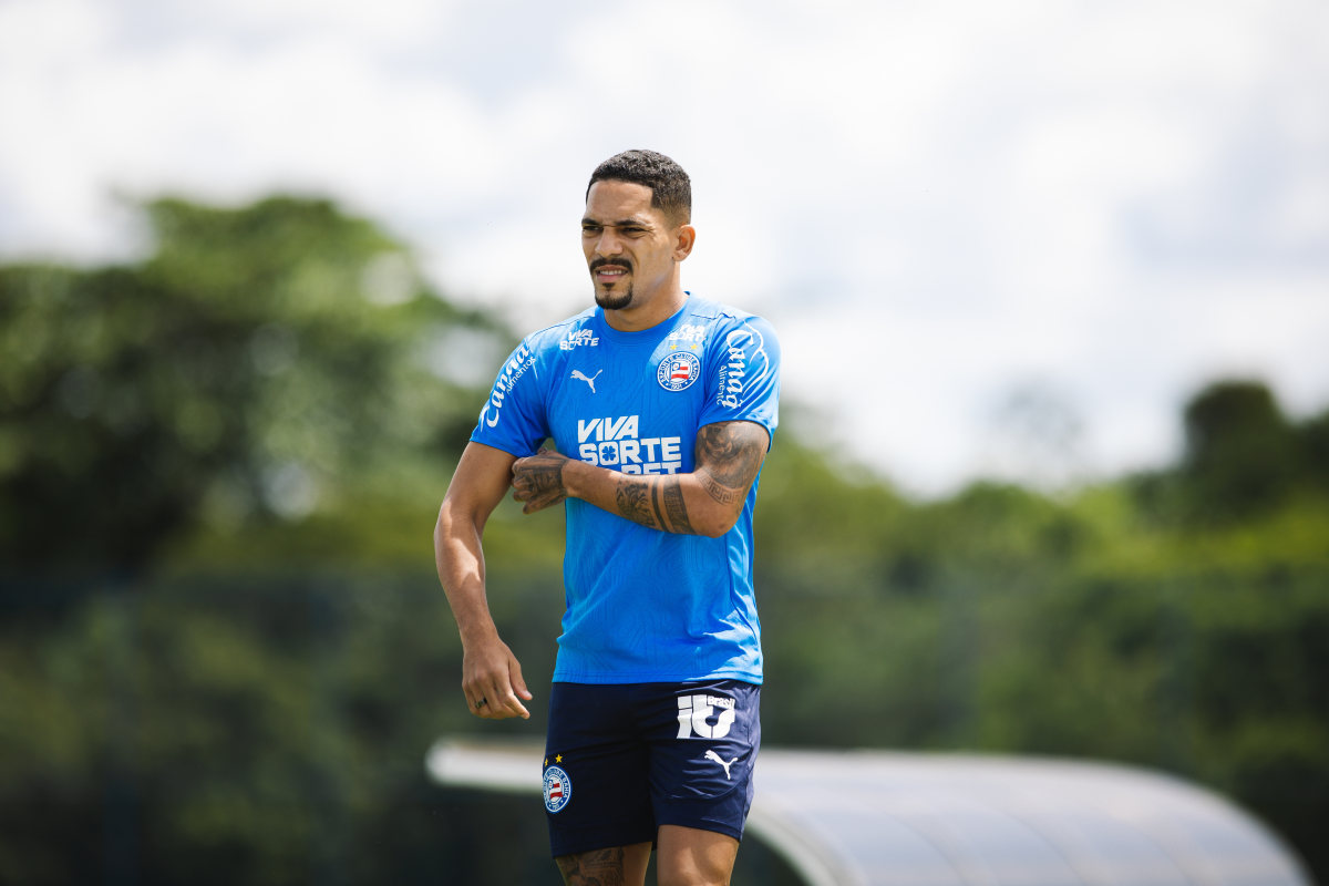 Evolução do Bahia é exaltada por Gilberto, diz lateral