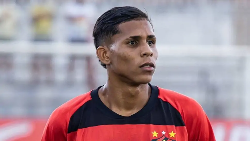 Bahia tenta contratar jovem lateral-esquerdo Samuel Sousa, do Sport