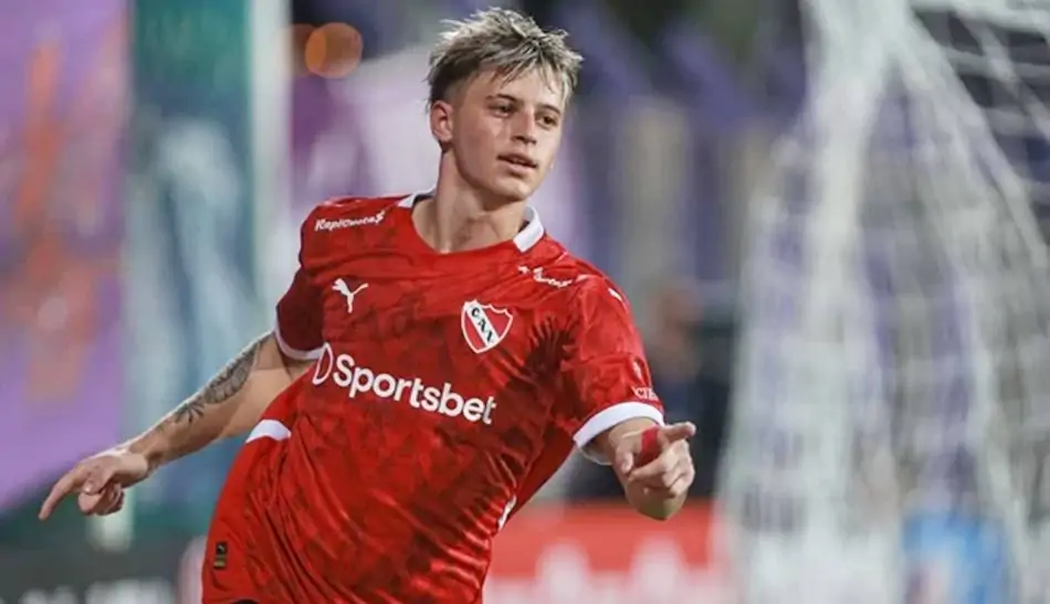 Vitória contrata atacante argentino Diego Tarzia em acordo inovador