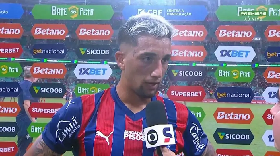Kike Olivera comemora primeiro gol pelo Bahia e exalta entrega da equipe