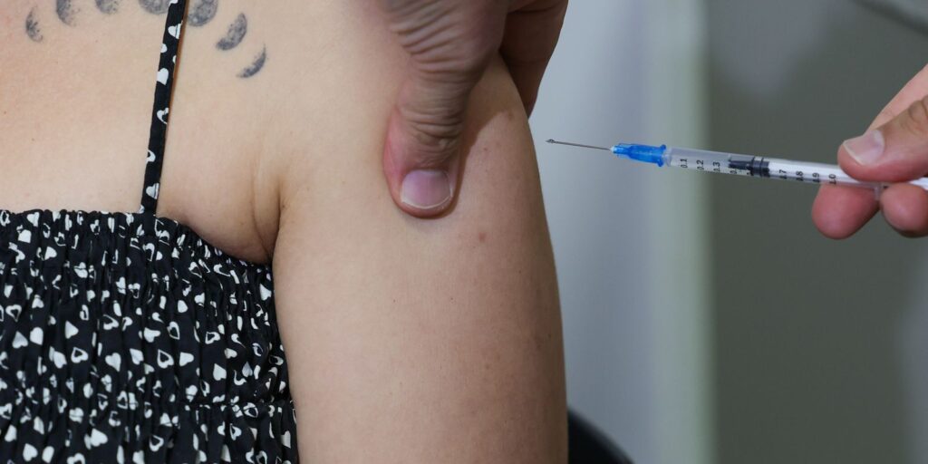 Vacina contra o HPV ganha aval da Anvisa para prevenir novos cânceres