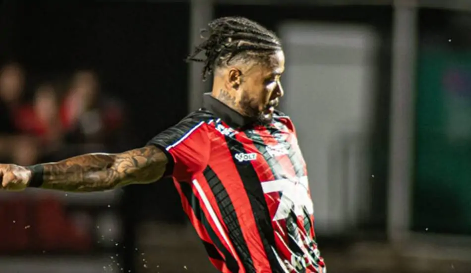 Marinho no Vitória: Jair Ventura aposta em evolução com 100% de forma