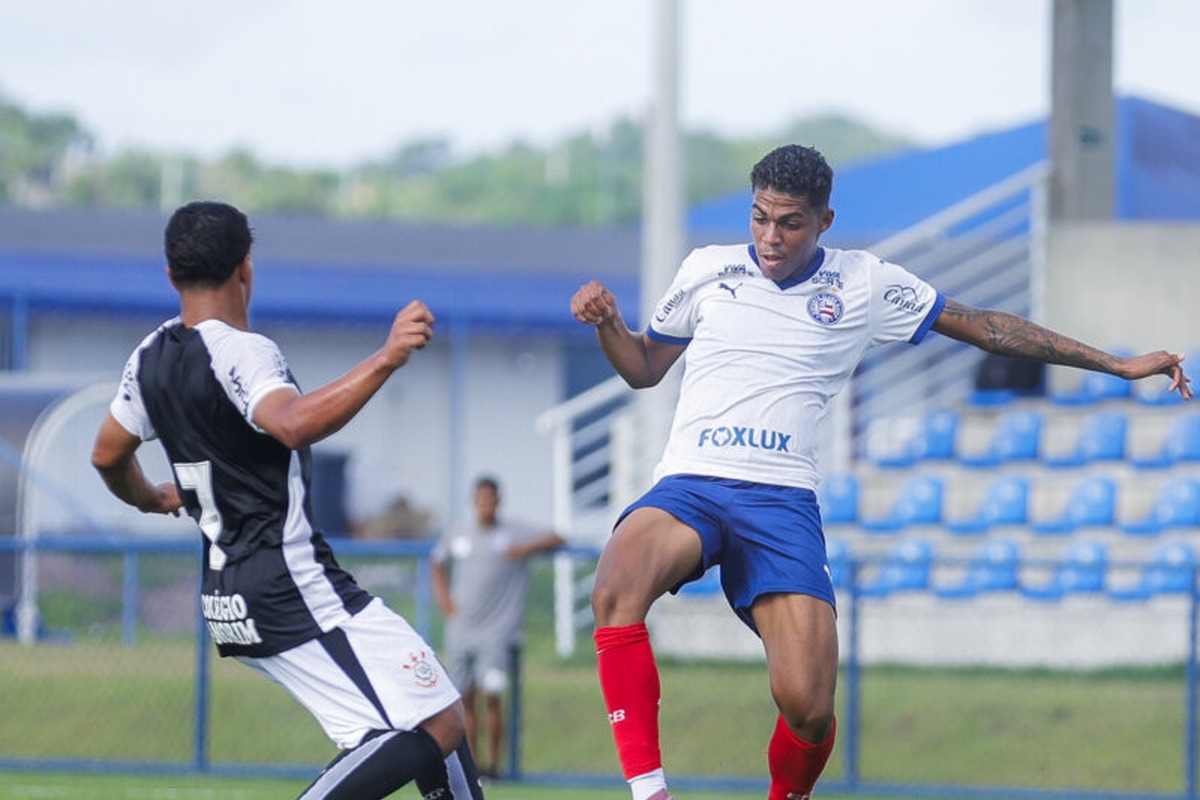 Bahia empata com Corinthians no Brasileirão Sub-20; Caio Suassuna brilha