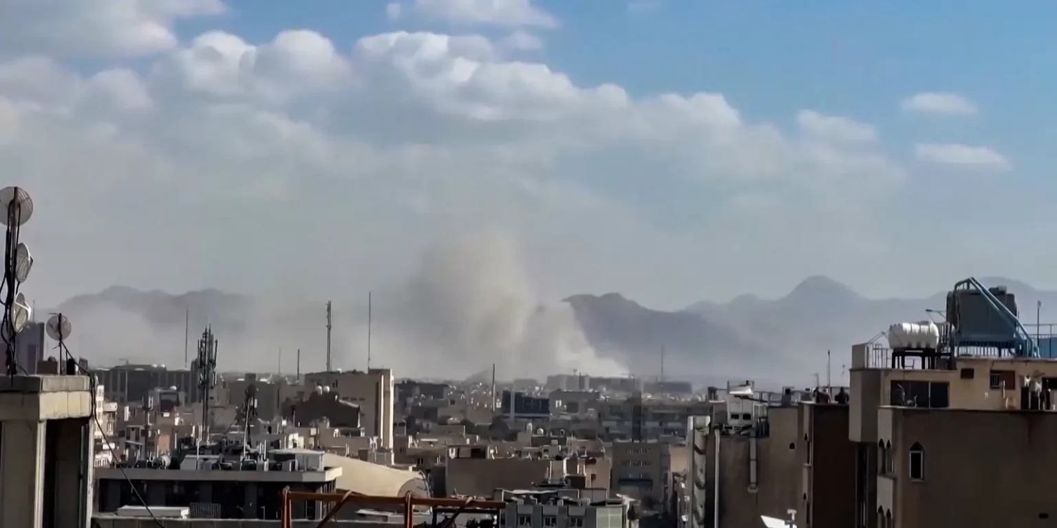 Ataques ao Irã deixam 201 mortos e 747 feridos em ofensiva de EUA e Israel