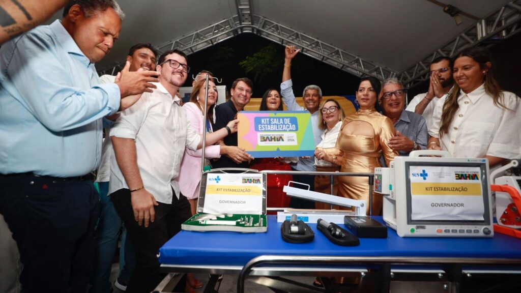 Estado entrega modernização do Colégio São Pedro e amplia estrutura do ensino integral em Macarani