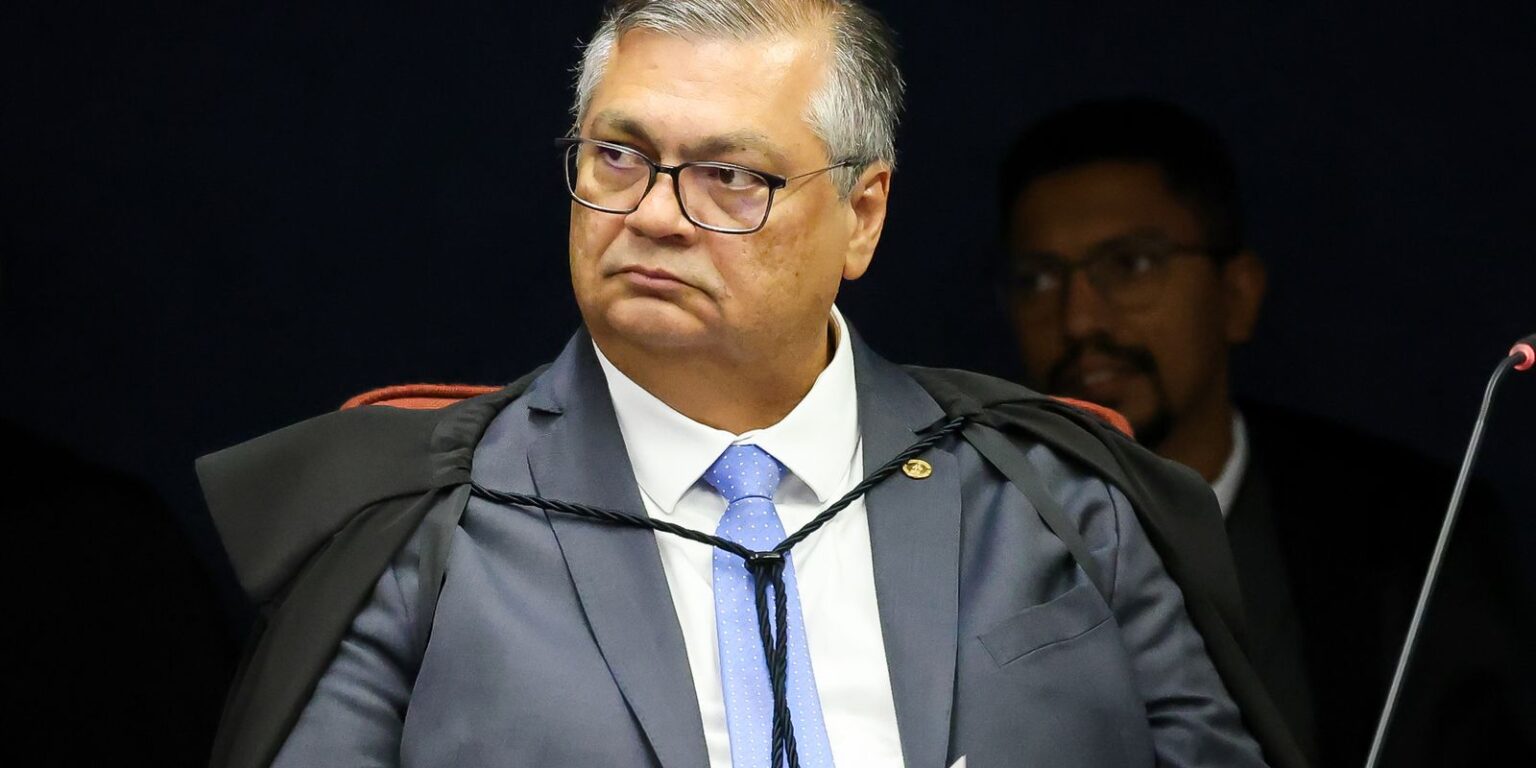 Saques em espécie de emendas parlamentares são proibidos