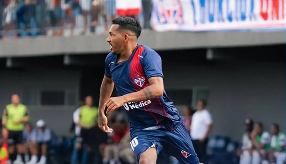 Feira FC confirma contratação do meia Ronan para Série B do Baiano