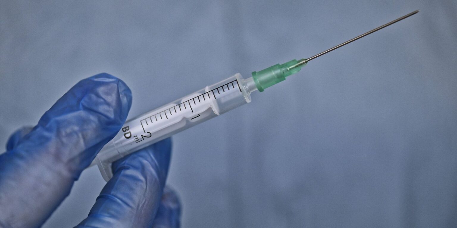 Preenchedores dérmicos: Anvisa alerta para riscos graves