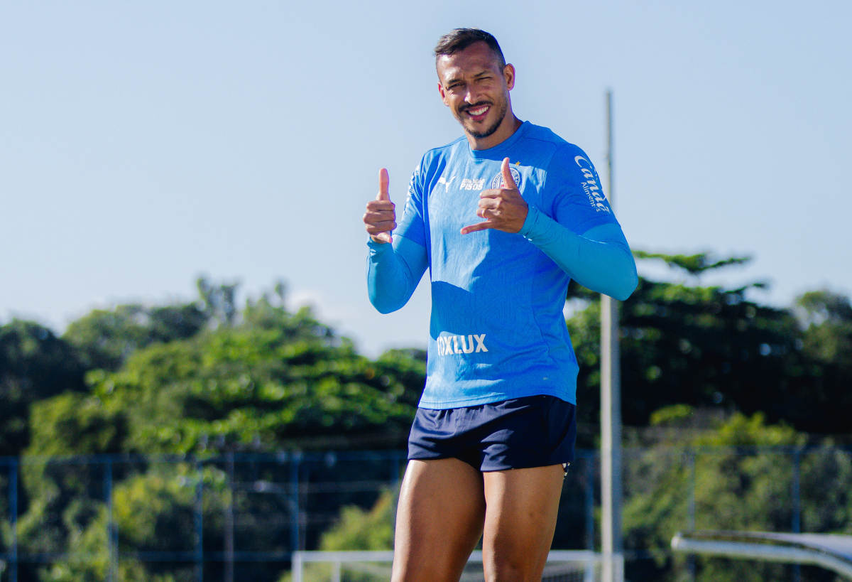 Bahia x Bragantino: David Duarte retorna à lista de relacionados