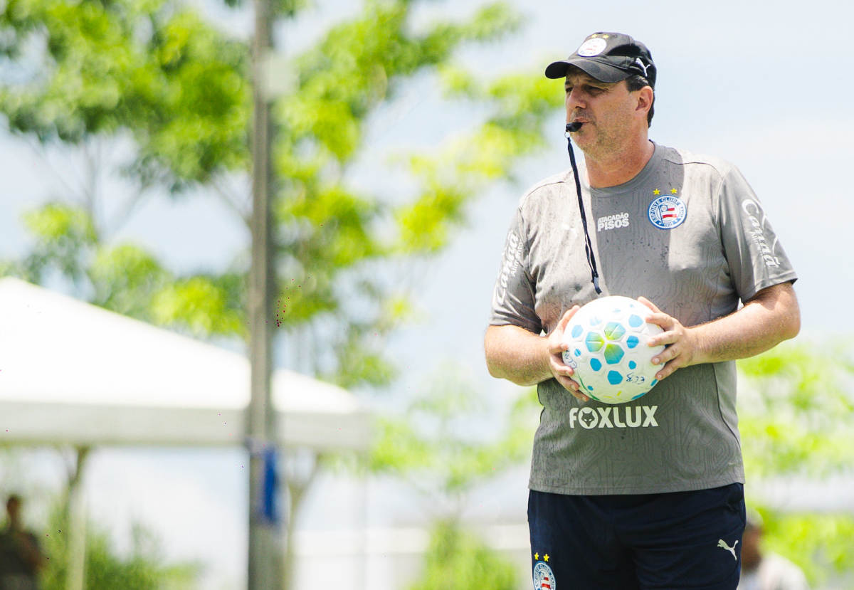 Bahia volta aos treinos após folga e foca preparação para o Athletico