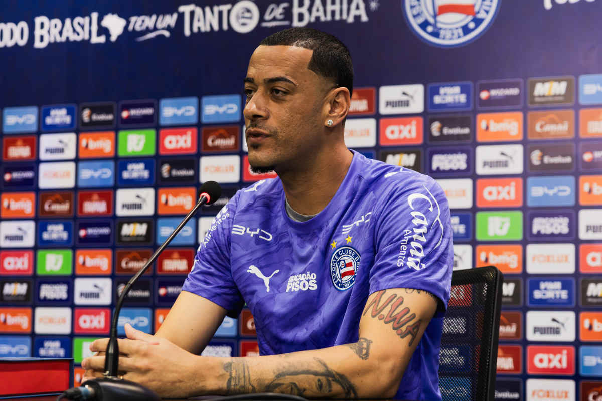 Léo Vieira é apresentado pelo Bahia e exalta projeto irrecusável