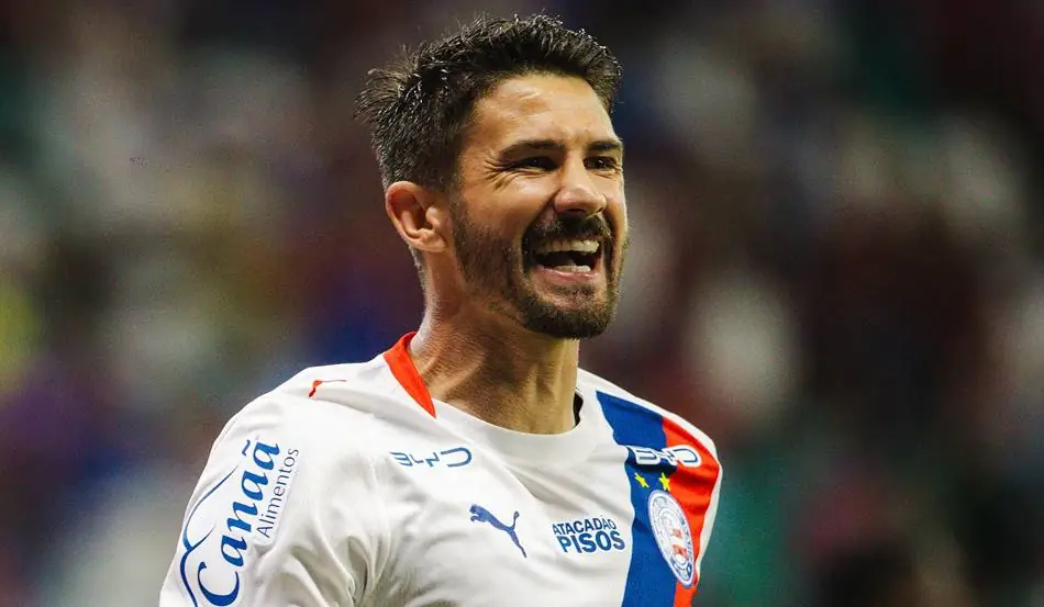 Everaldo Bahia celebra gols e prevê duelo duro com Palmeiras