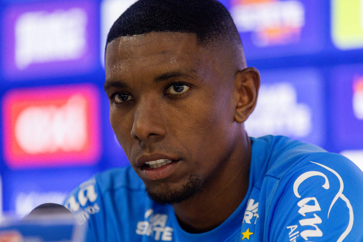 Retorno de Kanu e Sanabria reforça Bahia contra o Mirassol