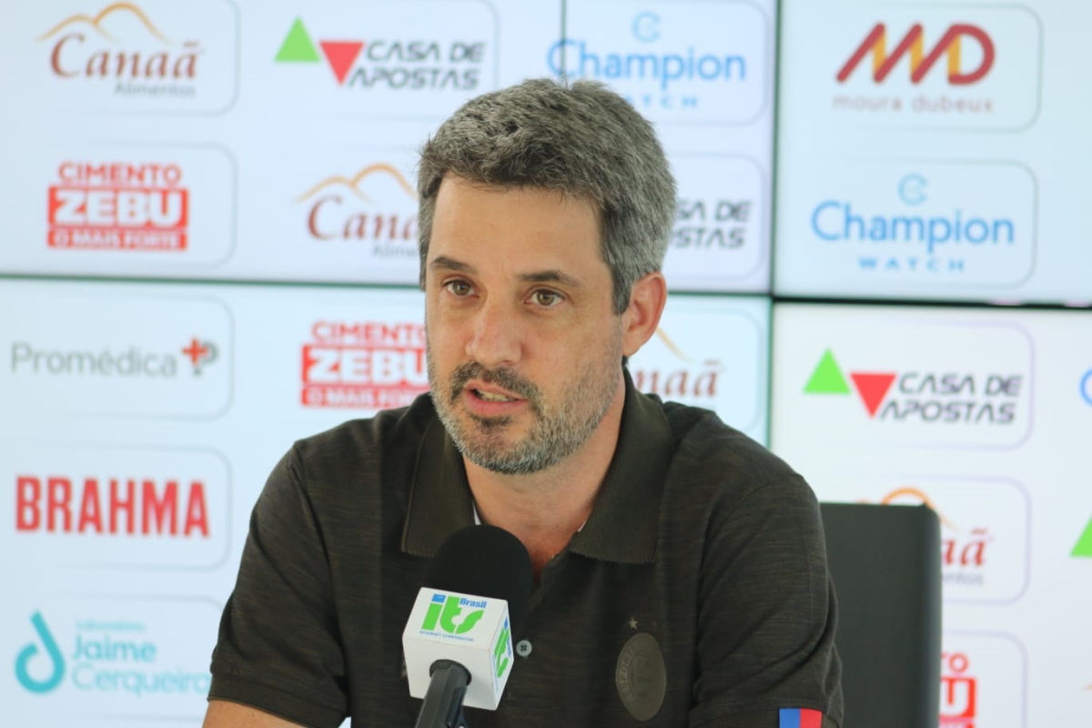 Cadu Santoro recebe elogios de ex-diretor do Bahia