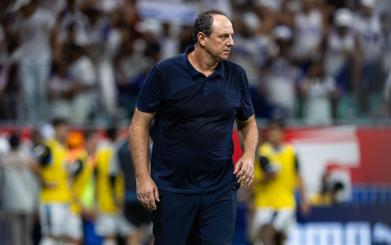 Rogério Ceni projeta chegada de reforços ao Bahia em julho