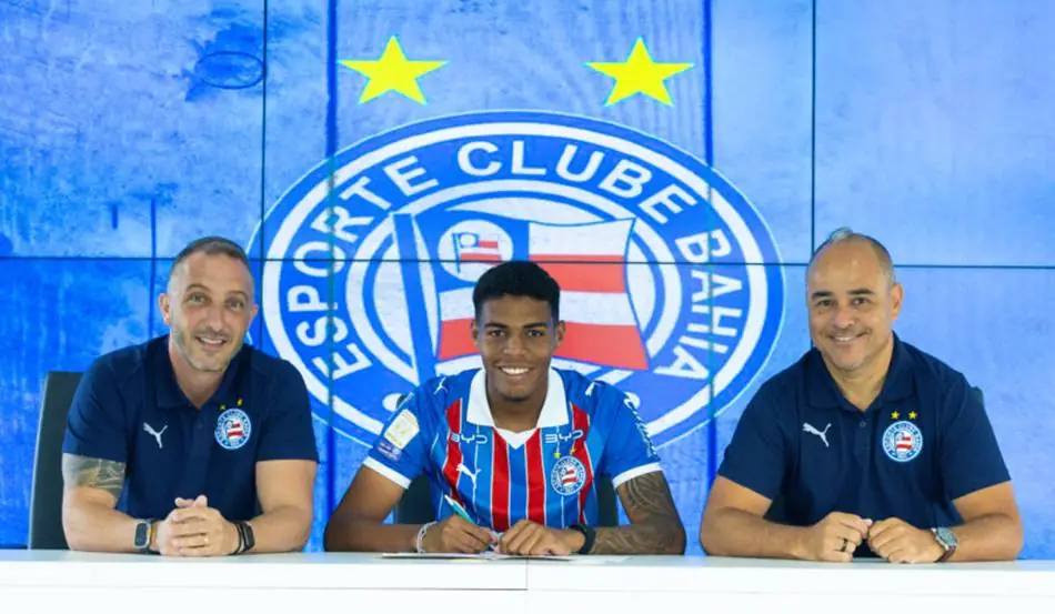Bahia renova contrato de Caio Suassuna até 2029