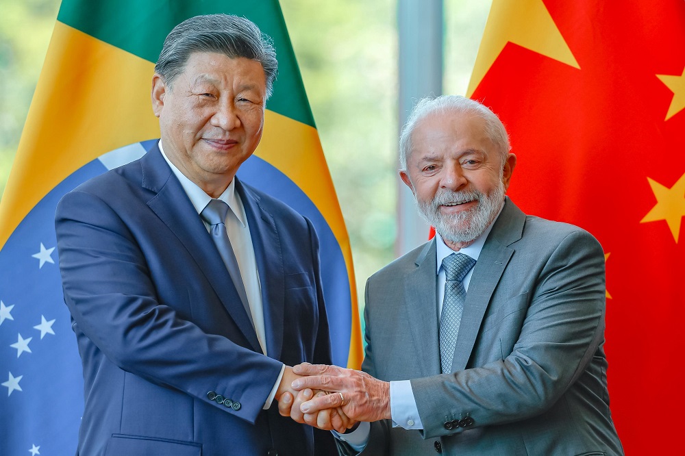52% dos brasileiros preferem ampliar comércio com a China, aponta pesquisa