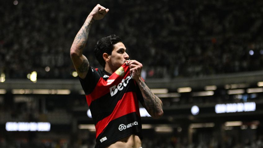 Chapecoense e Flamengo se enfrentam hoje no Brasileirão; saiba onde assistir