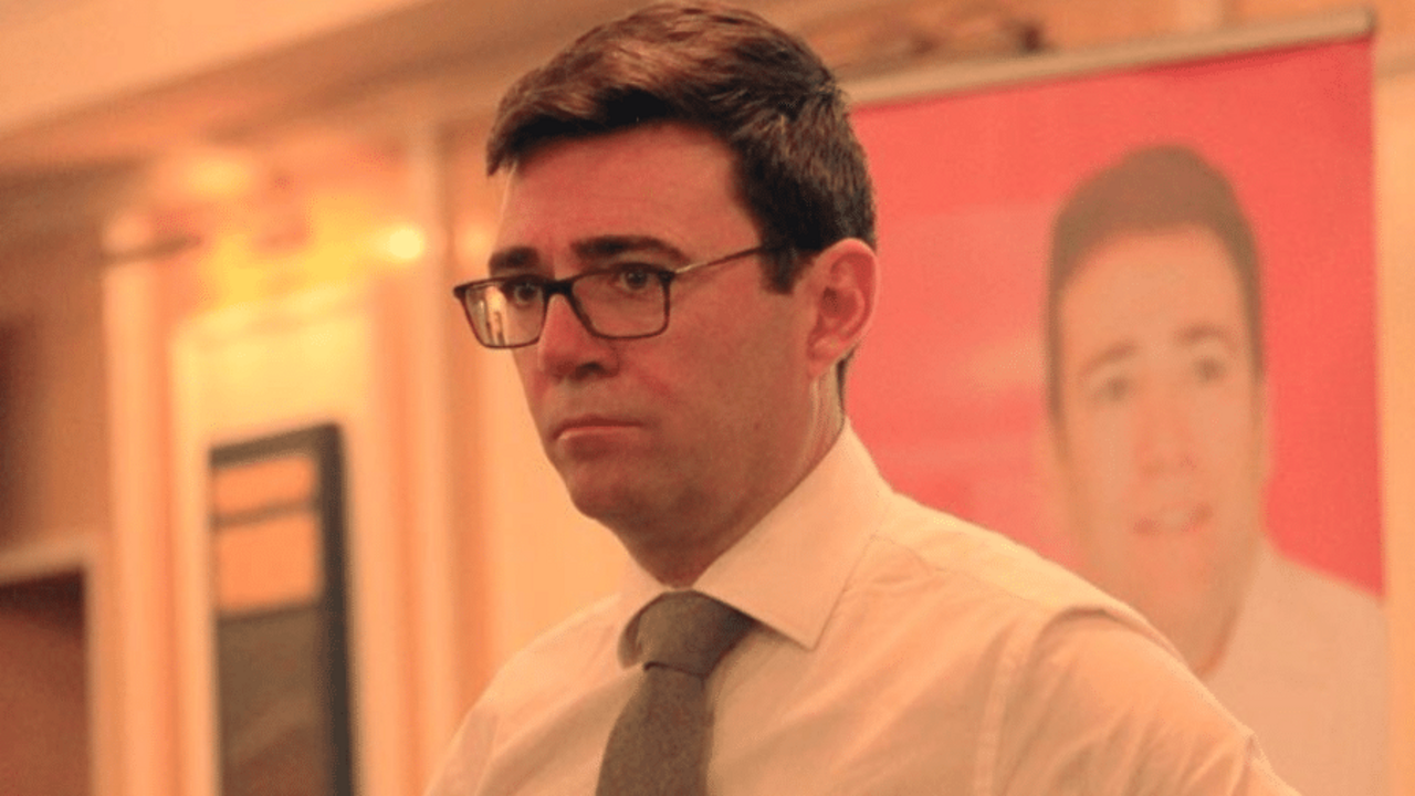 Conheça Andy Burnham, novo primeiro-ministro do Reino Unido