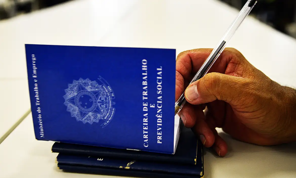 Desemprego recua: Brasil tem 718 mil pessoas a menos sem trabalho