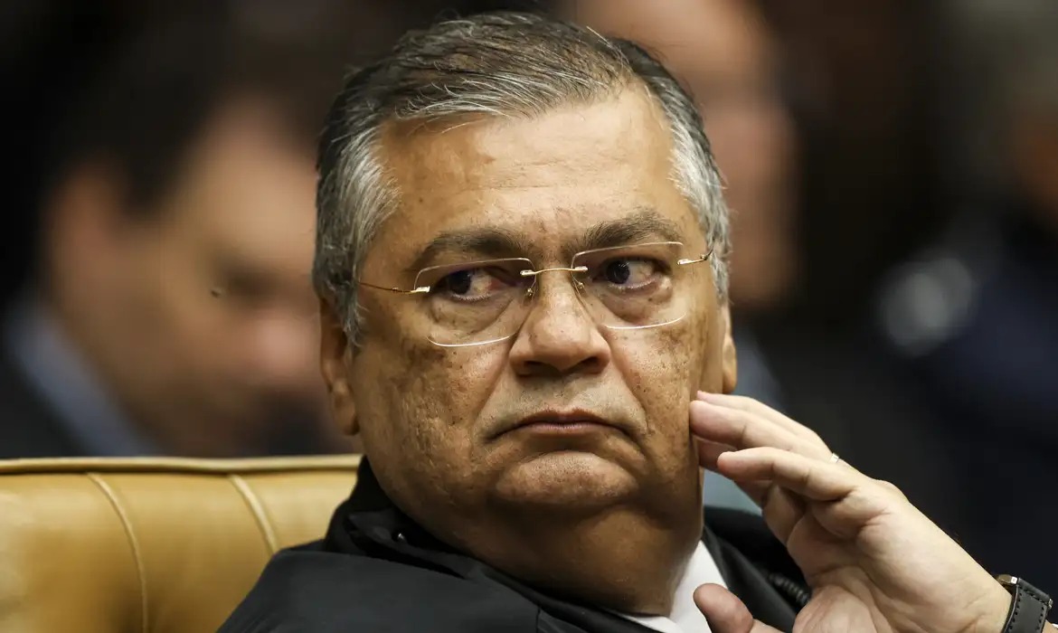 Dino encaminha à PF respostas de Kassab e Valdemar sobre emendas parlamentares