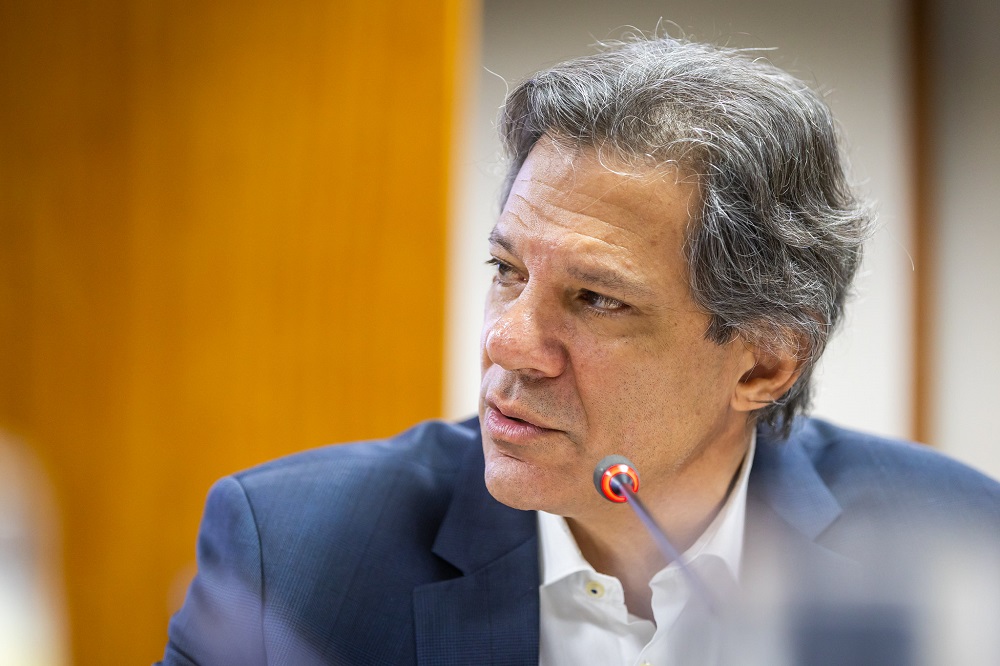Haddad critica discurso de Milei por 'desrespeito' às relações Brasil-Argentina