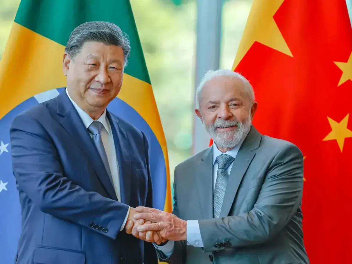 Lula liga para Xi Jinping e se prepara para receber presidente da Coreia do Sul