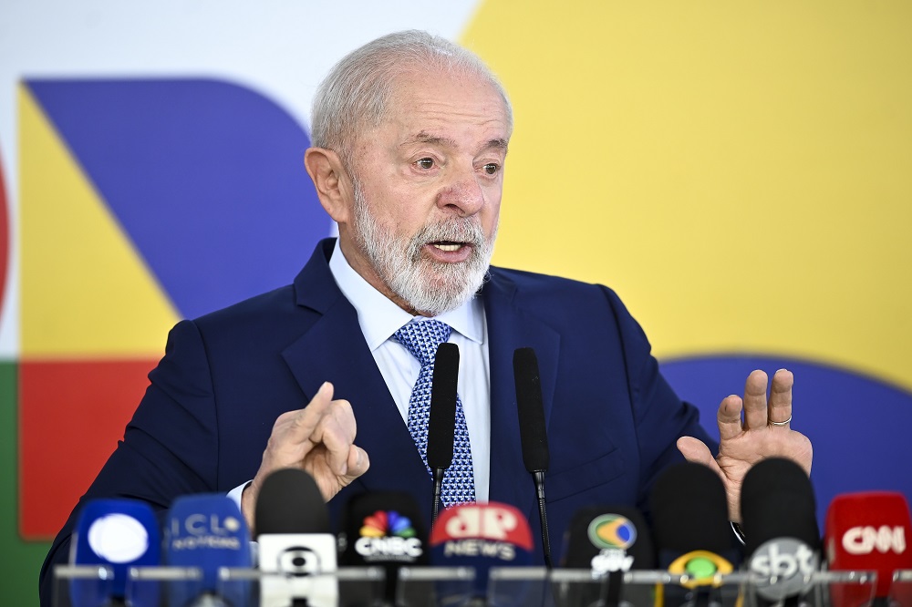 Lula promete negociar após tarifa de 25% dos EUA