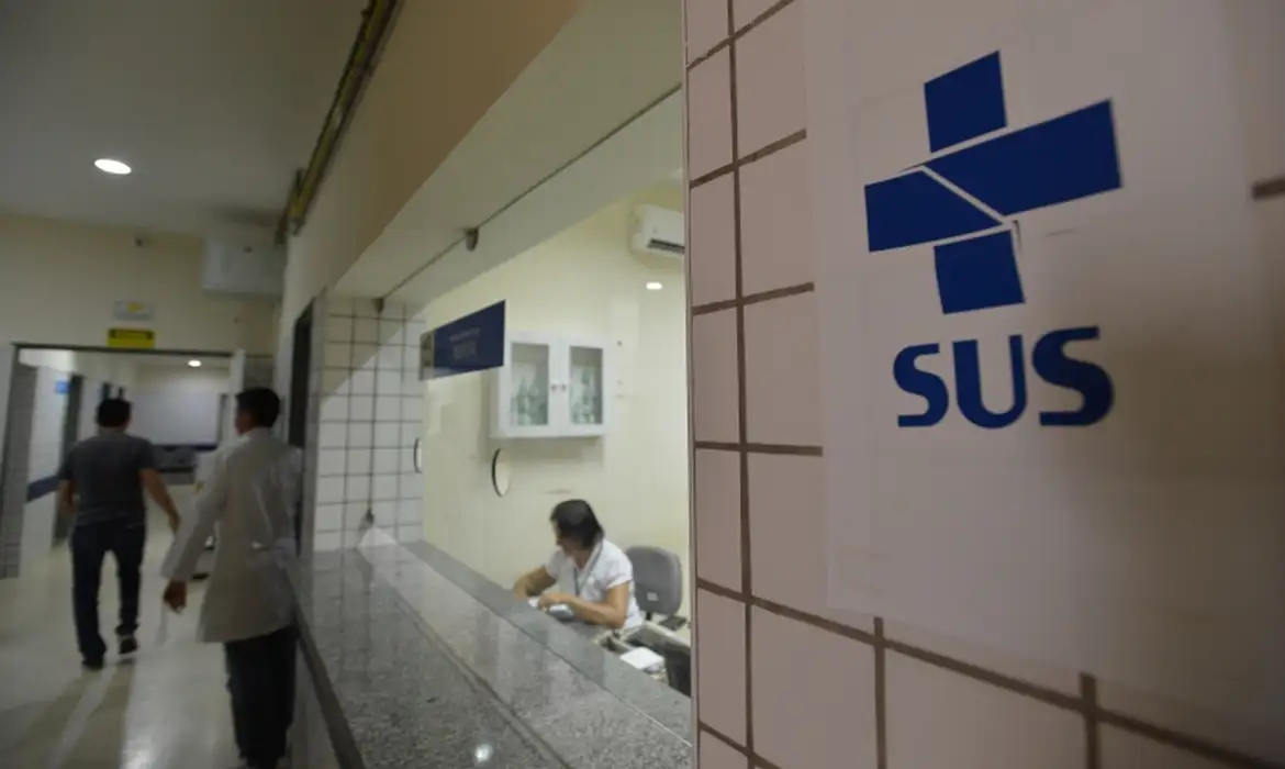 MS cria comitê para negociar preços e ampliar oferta de remédios no SUS