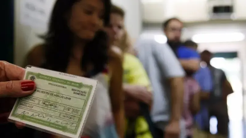 Mulheres seguem como maioria do eleitorado brasileiro nas eleições de 2026