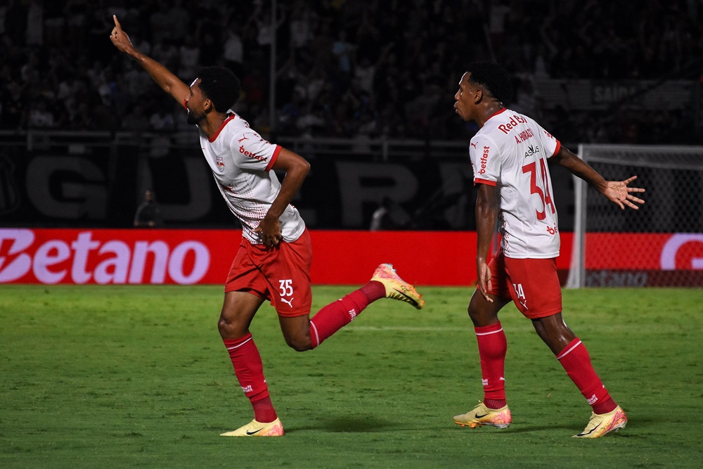 Sporting Cristal enfrenta Bragantino em playoff da Sul-Americana nesta quarta-feira
