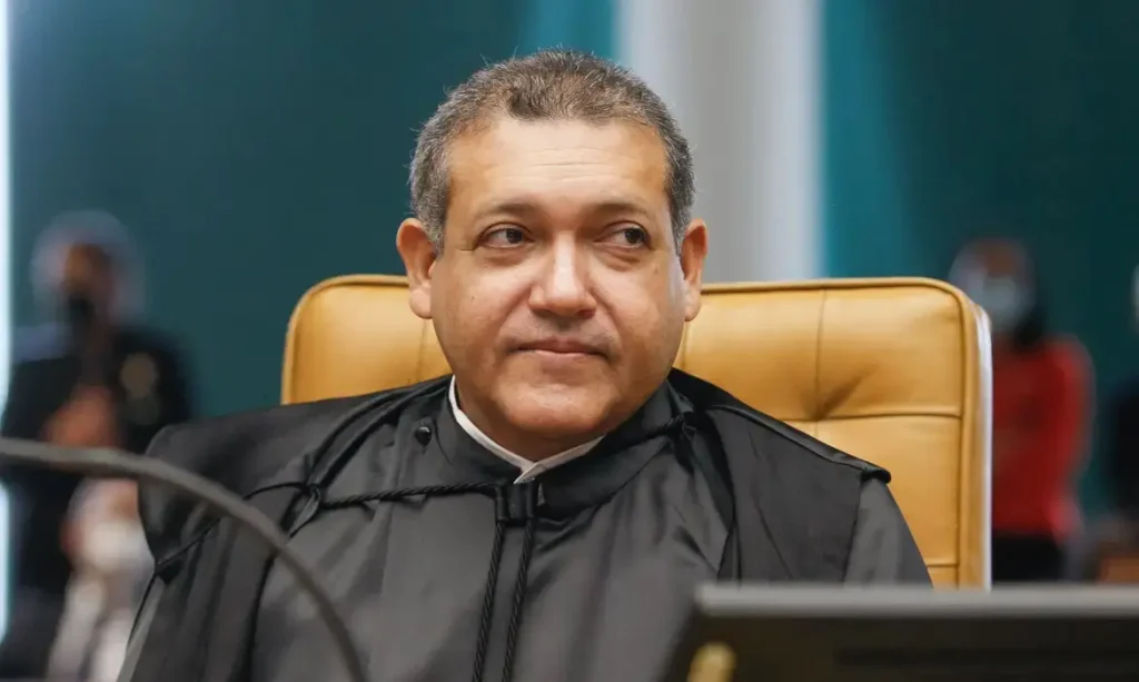 TSE autoriza uso de IA em campanhas com regras rígidas