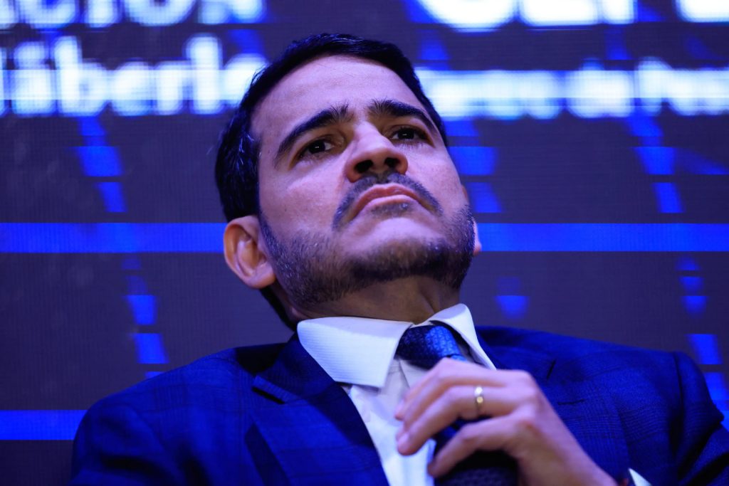 AGU exige que Discord implemente medidas para proteger crianças e adolescentes