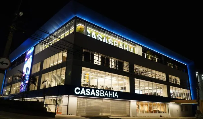 Casas Bahia encerra 298 lojas e corta 1,9 mil postos de trabalho
