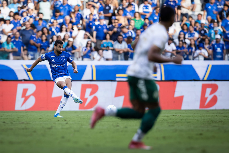 Chapecoense tenta surpreender Cruzeiro na ida das oitavas da Copa do Brasil