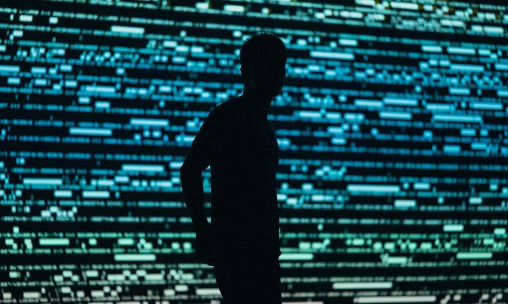 Criminosos transformam PDFs em espiões; aprenda a se proteger