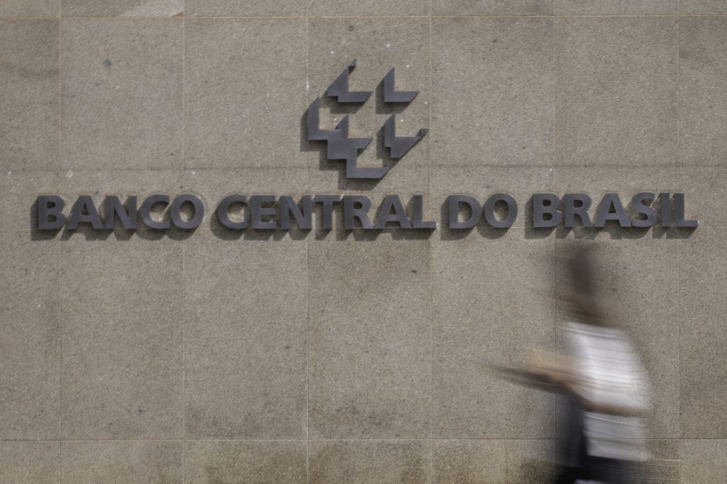 Dívida externa do Brasil sobe para US$ 411,1 bilhões em julho, diz BC